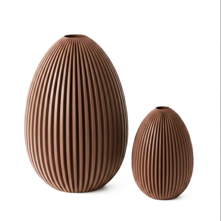 Strusie jaja (22 +13 cm) migoczące (LED), czekoladowe